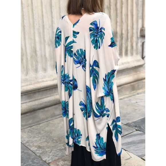 UMA Palm Leaf Kimono - Picture 6 of 7